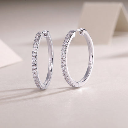 Yuedong Light - Fashionable And Luxurious Diamond Jewelry Pendant Set With Moissanite S925 Sterling Silver And Platinum Plating